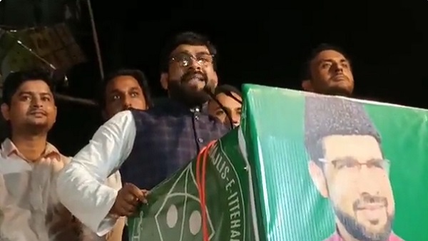 'आप जैसे कीड़ों पर र 832 साल तक शासन किया गया'