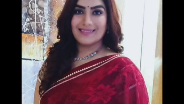 एक्टर भावना ने बंधाया ढांढस