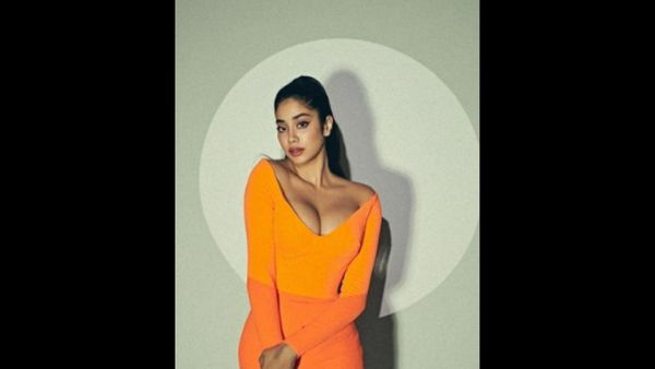 जाह्नवी ने सीखे क्रिकेट के गुर