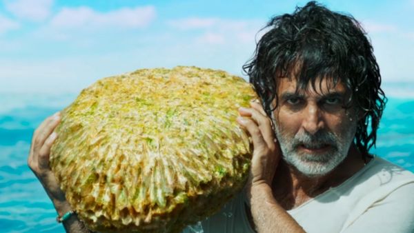 लोगों ने लगाए 'जय श्रीराम' के नारे