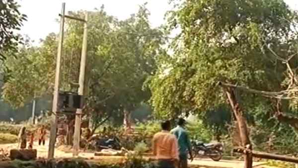 गांव में अलग ट्रांसफॉर्मर, 350 मीटर लंबी बिजली आपूर्ति लाइन