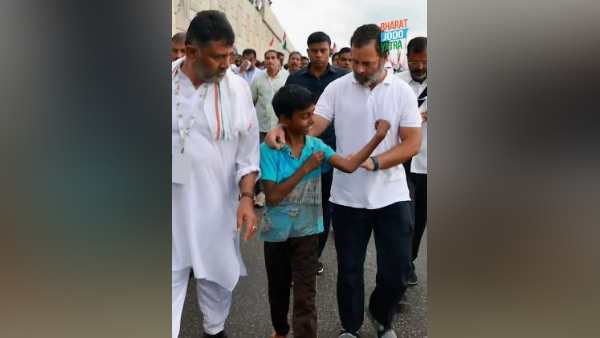 राहुल का शक्ति प्रदर्शन और 'चुनौती' !