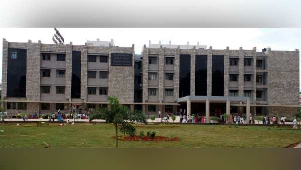 हॉस्पिटल में क्या-क्या होगा ?