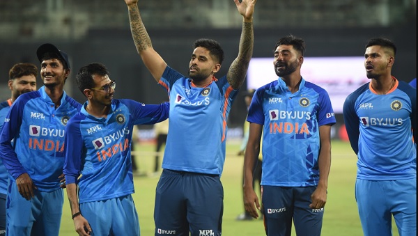 ऑस्ट्रेलिया में विकेट स्काई के लिए काफी अच्छे हैं