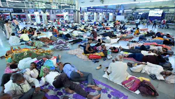 स्टेशनों पर मिनी कंट्रोल रूप की व्यवस्था रहेगी