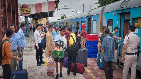 आपात स्वास्थ्य सेवाओं पर खास जोर