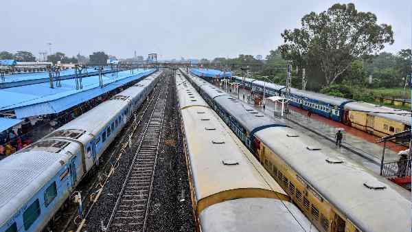 रेलवे टिकट बुकिंग में 'पहले यात्रा फिर भुगतान' का विकल्प