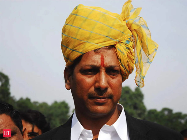 राजेंद्र सिंह गुढ़ा ने यूडीएच मंत्री शांति धारीवाल को लेकर कई विवादित बयान दिए