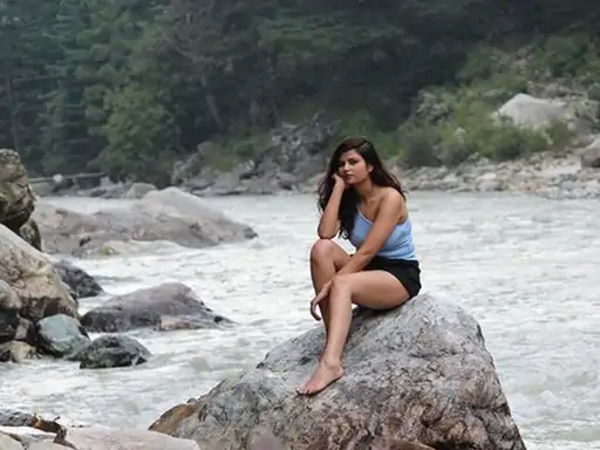  बिंदास लाइफ जीती थी सुरभि