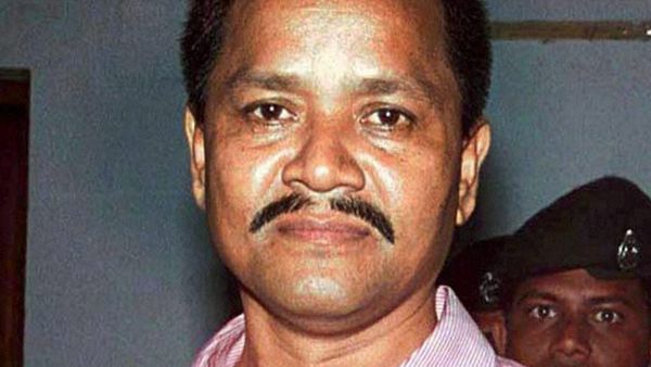 शादी पर उठ रहे हैं सवाल शादी पर उठ रहे हैं सवाल