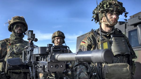 जी7 बनाम रूस