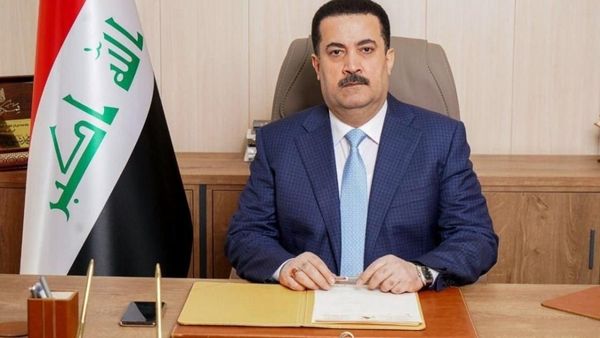 सरकार विरोधी प्रदर्शन के बाद पद से दिया इस्तीफा