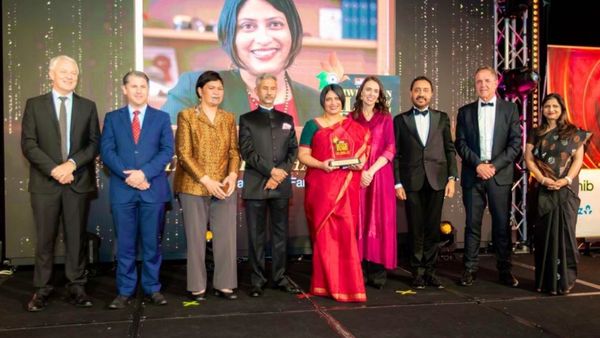  न्यूजीलैंड की पीएम जेसिंडा अर्डर्न से की मुलाकात