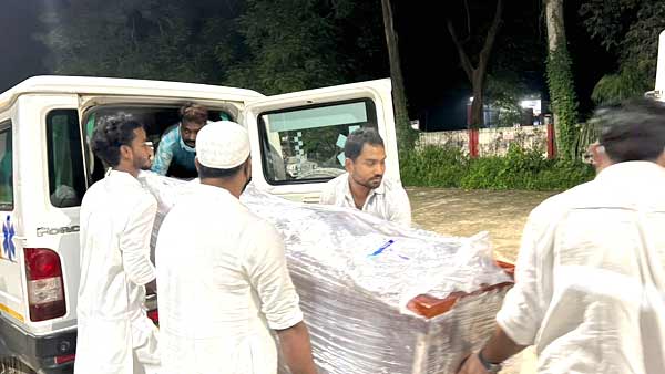 परिजन और रिश्तेदार बहनोई लेने पहुंचे थे शव 