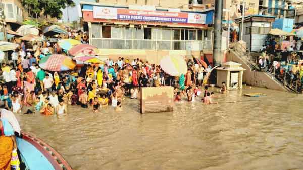 देव दीपावली पर नौका बुकिंग भी मुश्किल