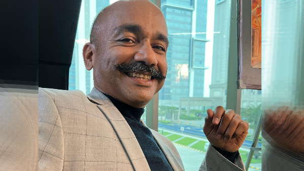 आप कानपुर से हैं? हमने सुना है, आपका कानपुरिया लहजा घर में काफी सुनाई देता है...