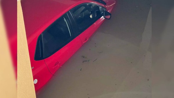 सोशल मीडिया पर छाई Volkswagen Polo सोशल मीडिया पर छाई Volkswagen Polo