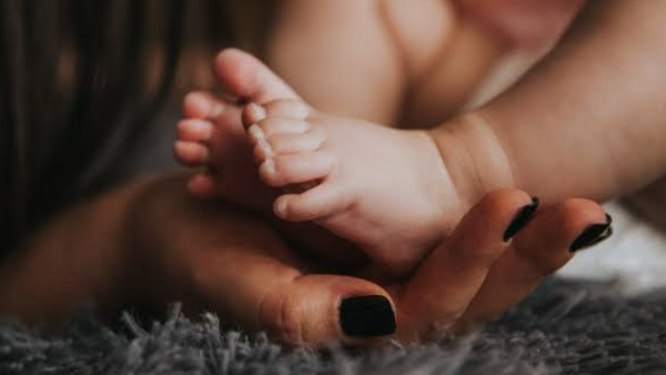 In Bhopal, 21-year-old girl was blown away on the pretext of a trick to get a child In Bhopal, 21-year-old girl was blown away on the pretext of a trick to get a child