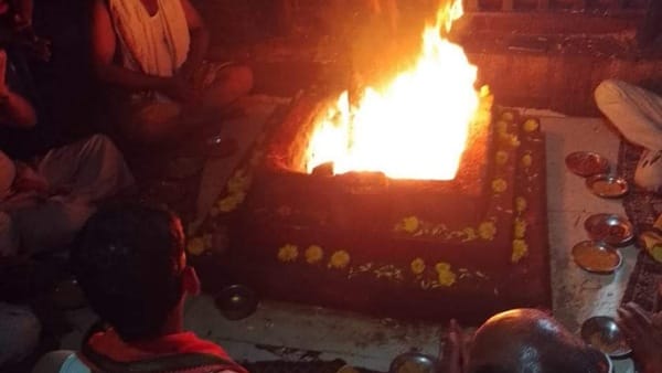 मिर्ची यज्ञ के साथ ही होते हैं अलग तरह के अनुष्ठान 
