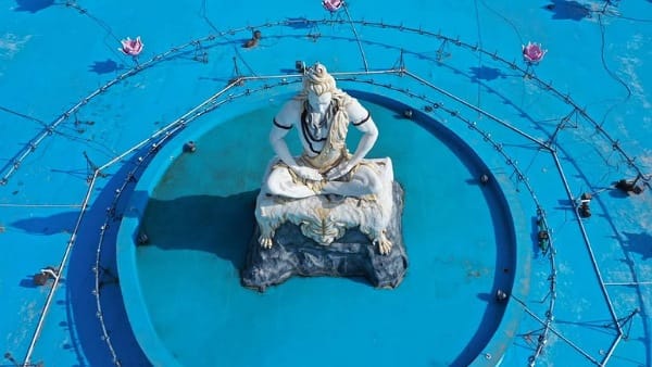 दर्शन के लिए आने वालों को मिलेंगी सुविधाएं दर्शन के लिए आने वालों को मिलेंगी सुविधाएं