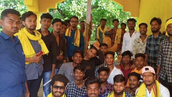 रावण कोयावंशी है जिसका अर्थ है कि गुफाओं में प्रकट हुआ