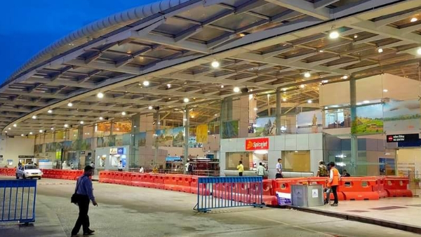 दोस्त से मिलने के लिए किया यह सब