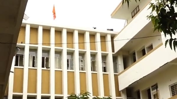 सियासत में मची खलबली 