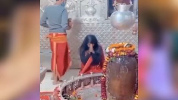 कुछ ऐसा है पूरा मामला कुछ ऐसा है पूरा मामला