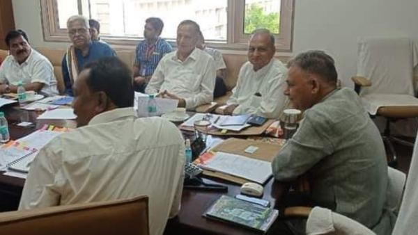 जिला शिक्षा अधिकारियों ने की लापरवाही जिला शिक्षा अधिकारियों ने की लापरवाही