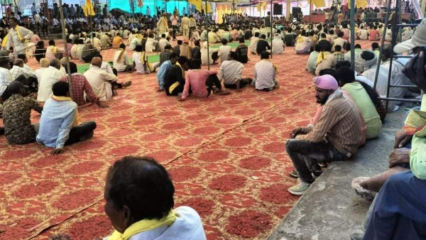 उतनी भीड़ नहीं दिखी जितना किया था दावा