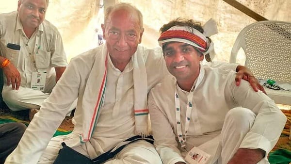 ये नेता भी हुए शामिल 