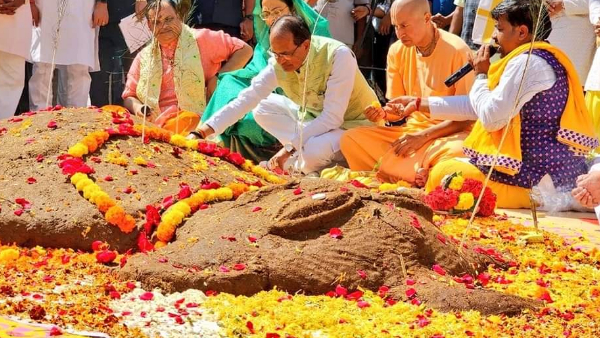 धरती को बचाना है, तो अपनी जीवन शैली में परिवर्तन लाना होगा : CM धरती को बचाना है, तो अपनी जीवन शैली में परिवर्तन लाना होगा : CM