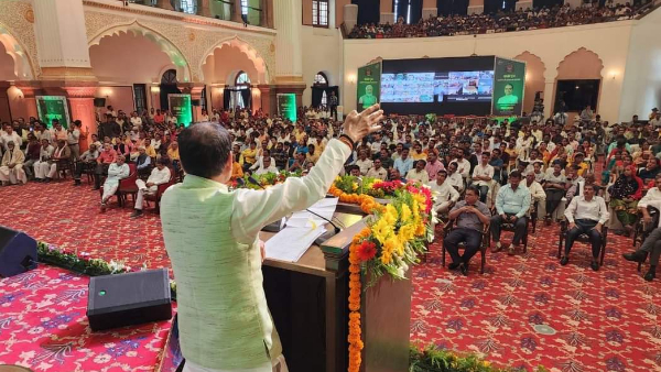 गोवर्धन पूजा का कार्यक्रम कोई कर्मकांड नहीं : CM गोवर्धन पूजा का कार्यक्रम कोई कर्मकांड नहीं : CM