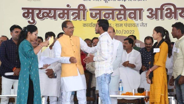 नवंबर और दिसंबर में खेल प्रतियोगिता का भी आयोजन : CM नवंबर और दिसंबर में खेल प्रतियोगिता का भी आयोजन : CM