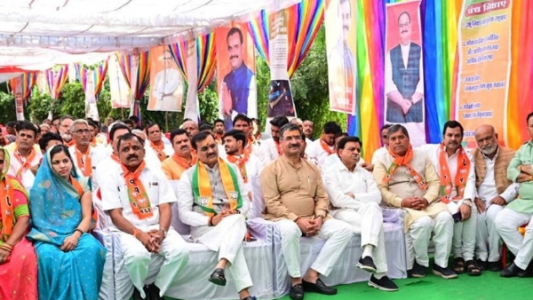 कश्मीर से धारा 370 समाप्त करने का डाॅ मुखर्जी का सपना : VD शर्मा 