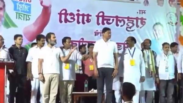 गलत धुन बजने पर राहुल चौंके