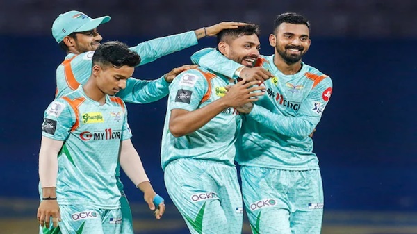 वसीम अकरम ने गेंदबाजों पर रखी अपनी बात