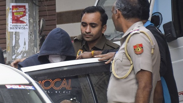आफताब के खिलाफ श्रद्धा की शिकायत पर क्यों नहीं हुई जांच? 