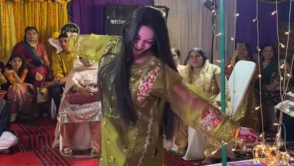 आयशा ने किया ऐसा पोस्ट कि हो गईं ट्रोल 