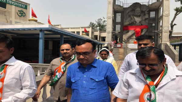 प्रभारी अजय माकन ने बनाई राजस्थान से दूरी