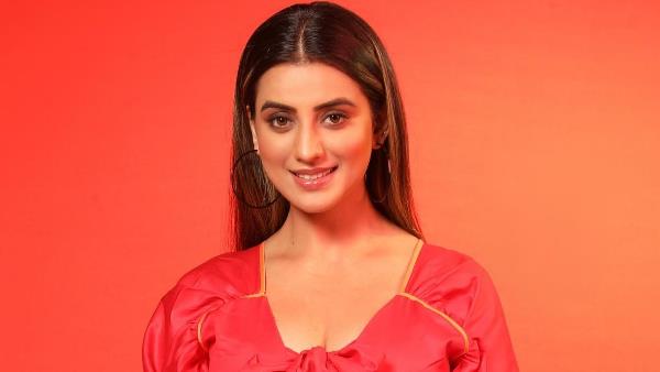 Akshara singh की झलक पाने दूर-दूर से आए थे लोग