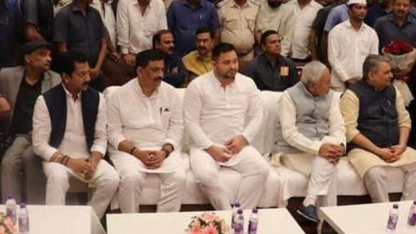 जेपी आंदोलन से शुरू हुई राजनीति