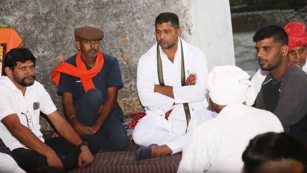 दिव्या मदेरणा और संयम लोढ़ा ने किया खाचरियावास की मांग का समर्थन