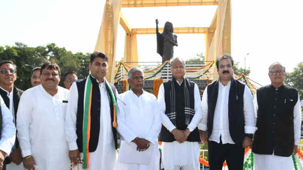 भूतपूर्व सैनिकों को श्रेणीवार आरक्षण देने पर किया जा रहा विचार