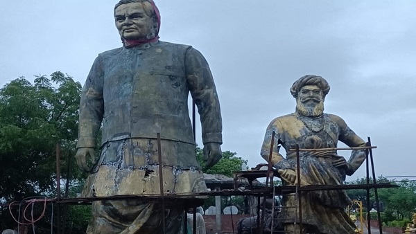 लख्खी शाह (लाख बंजारा) प्रतिमा भी बनकर तैयार है