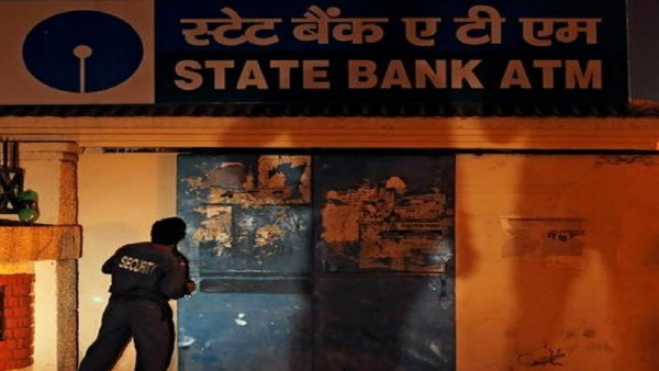 रात को एटीएम में गार्ड की नौकरी 