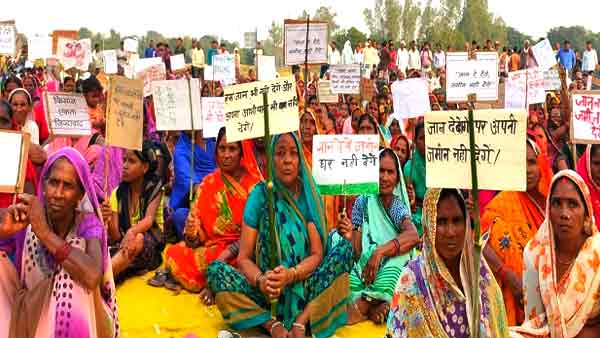 जनतंत्र को कुचलने का काम कर रही सरकार