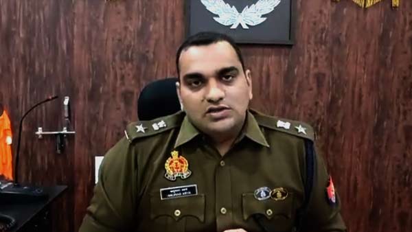 बहन का नंबर किसी दूसरे को देने का आरोप