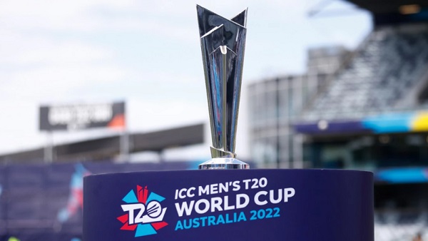 भारतीय यूजर ने भी लिए मजे भारतीय यूजर ने भी लिए मजे