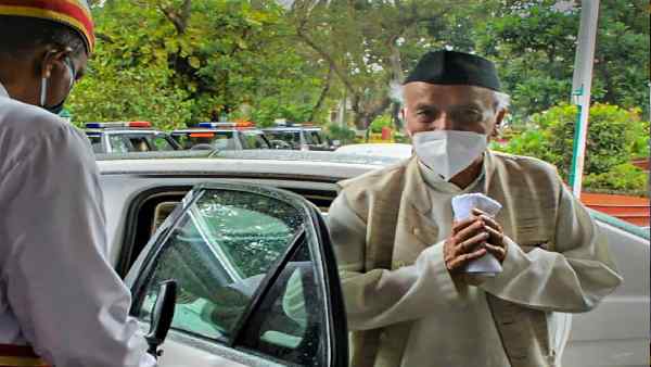 अपने पद से मुक्ति चाहते हैं राज्यपाल कोश्यारी ?